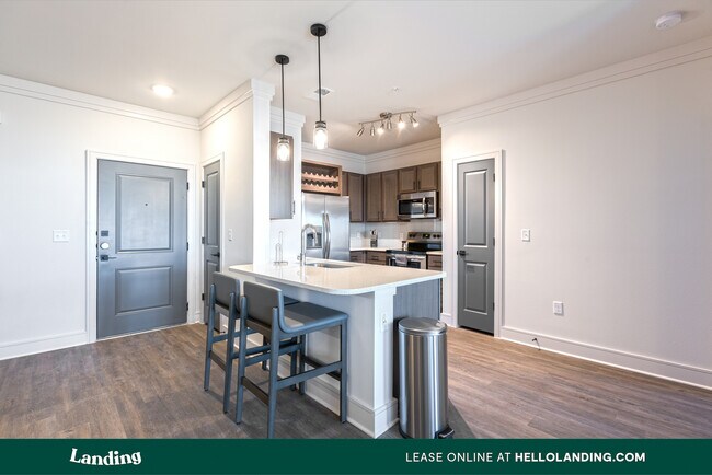 Building Photo - 2028 Presidio Vista Dr
