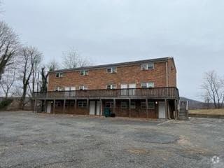 Building Photo - 55 Woodcott Rd