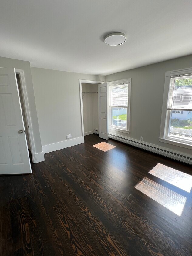 39 Washington St Unit 2, Ipswich, MA 01938 Apartments in Ipswich, MA