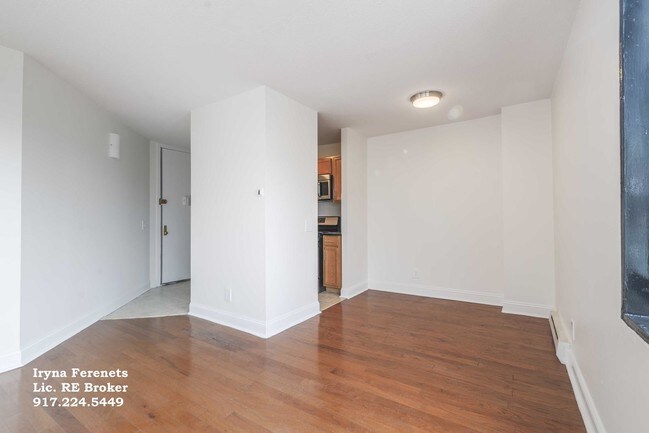 Building Photo - 420 East 102nd Street