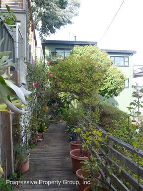 Building Photo - 216 Filbert St