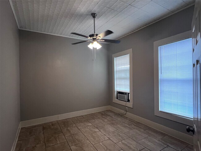 Foto del edificio - 712 40th St