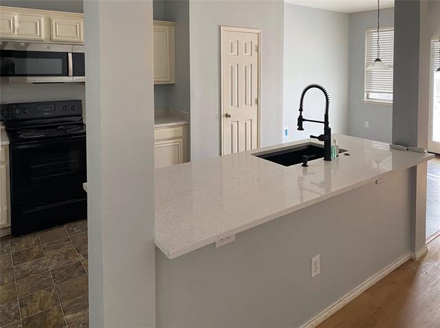 Foto del edificio - 601 Fireberry Dr