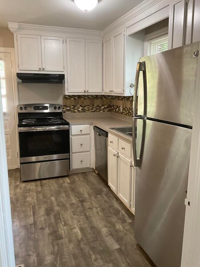 Foto del edificio - 1646 Oak St