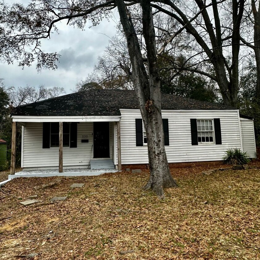 Foto principal - Quaint 3 Bedroom 2 Bath House in West Fondren