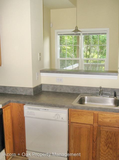 Building Photo - 1 br, 1 bath House - 253-A Sweet Bay Pl.