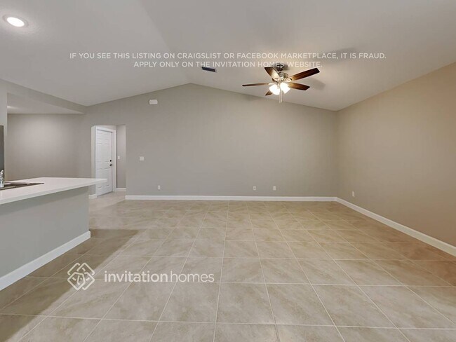 Foto del edificio - 1029 SW Canary Terrace