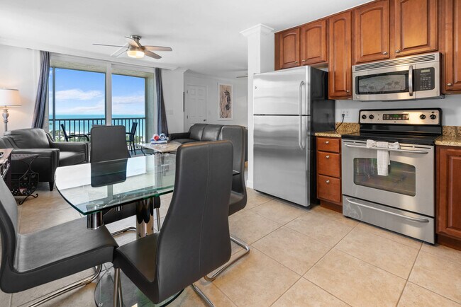 Foto del edificio - 5900 Bonita Beach Rd SW