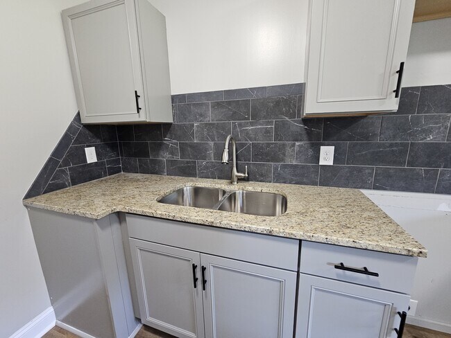 Foto del edificio - 2911 Dallas Cherryville Hwy