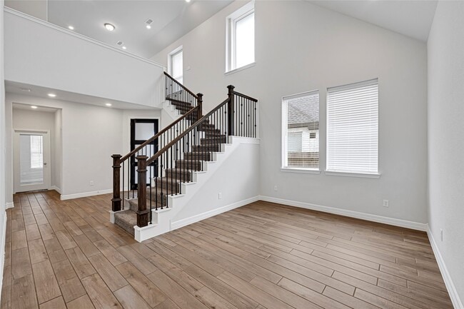 Foto del edificio - 9339 Galloway Wds Trl
