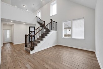 Building Photo - 9339 Galloway Wds Trl Building Photo - 9339 Galloway Wds Trl