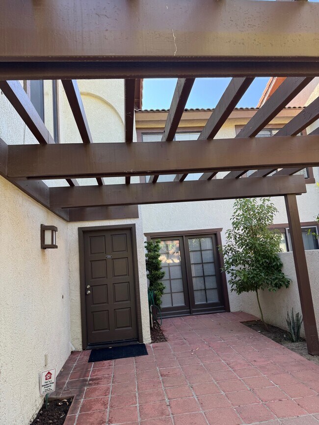 Foto del edificio - 1212 Jamie Loop