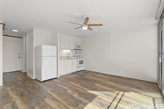 Building Photo - 1650 Kanunu St