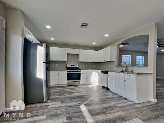 Foto del edificio - 6015 Barany Ct