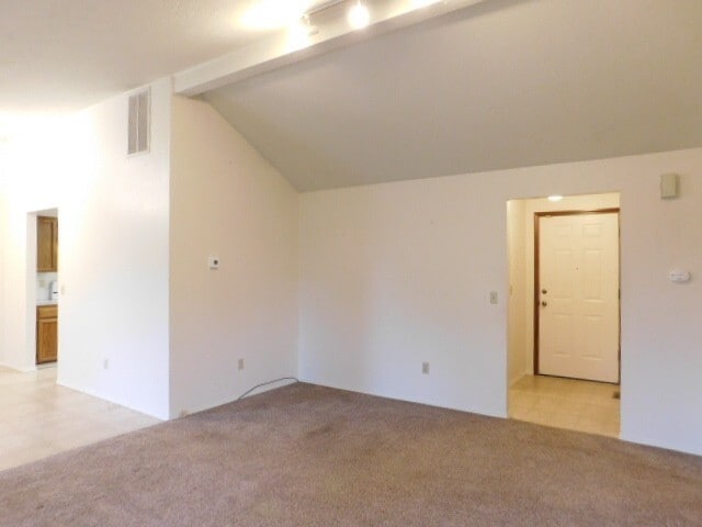 Building Photo - 3Bd/2Ba Single Story House - Available to ...
