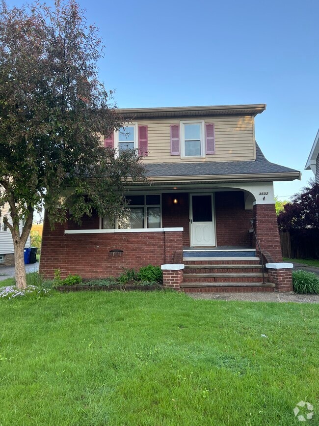 Building Photo - 3602 W 148th St
