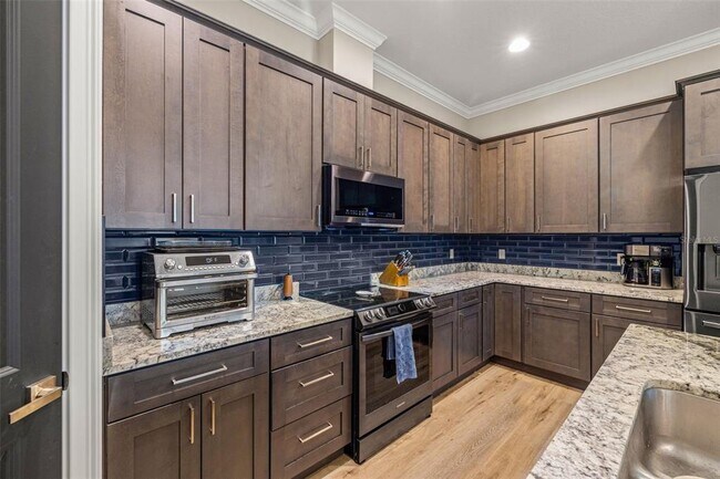 Foto del edificio - 9310 N Willow Ave