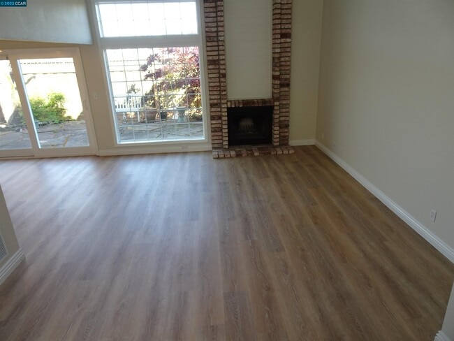 Building Photo - 10050 Foxboro Cir