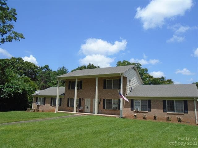 Primary Photo - 4227 Walker Rd