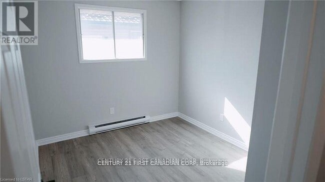 Building Photo - 1072 Jalna Blvd