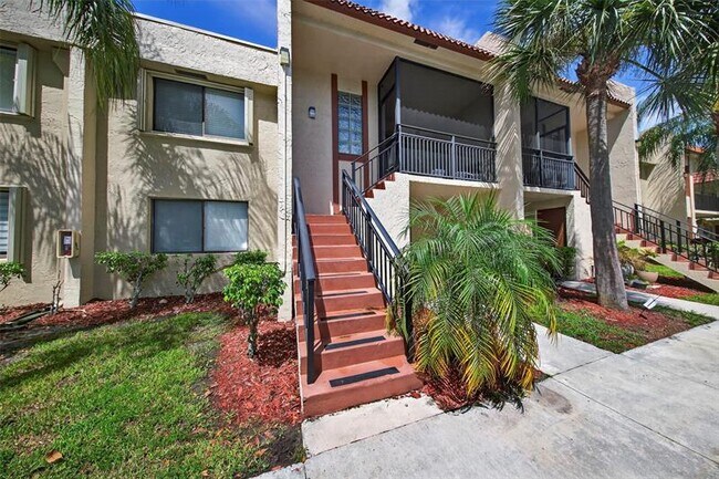 Building Photo - 412 Lakeview Dr