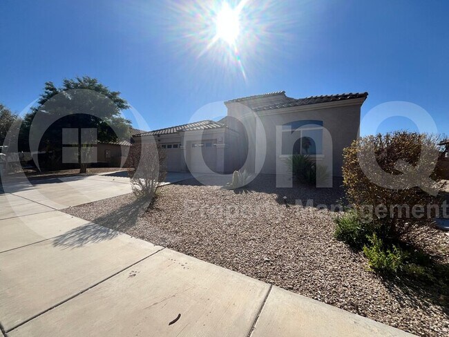 Foto del edificio - 12735 N Satsuma Dr