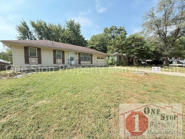 Foto del edificio - Cozy 3 Bedroom, 1 Bathroom, 1 car garage i...