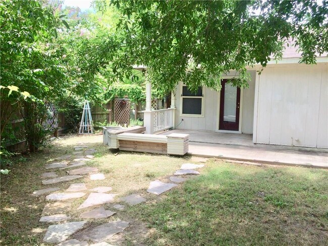 Foto del edificio - 836 Latteridge Dr