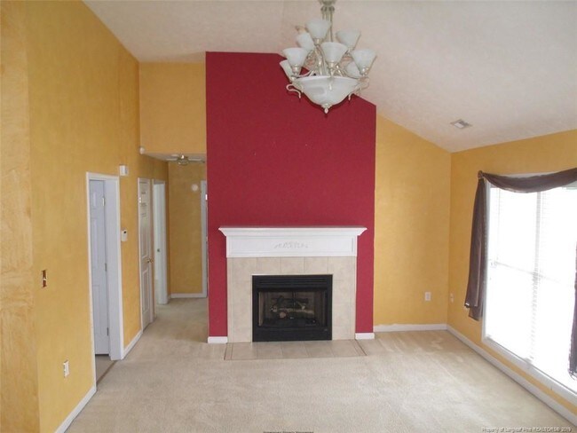 Building Photo - 178 Colonial Hills Dr