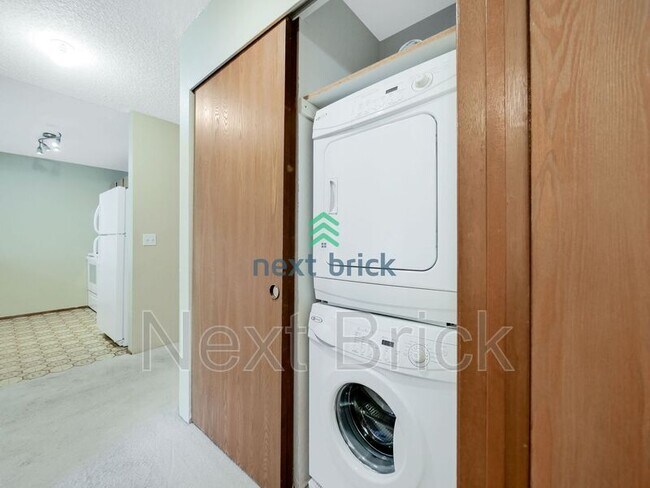 Building Photo - 1740 NE 86th St