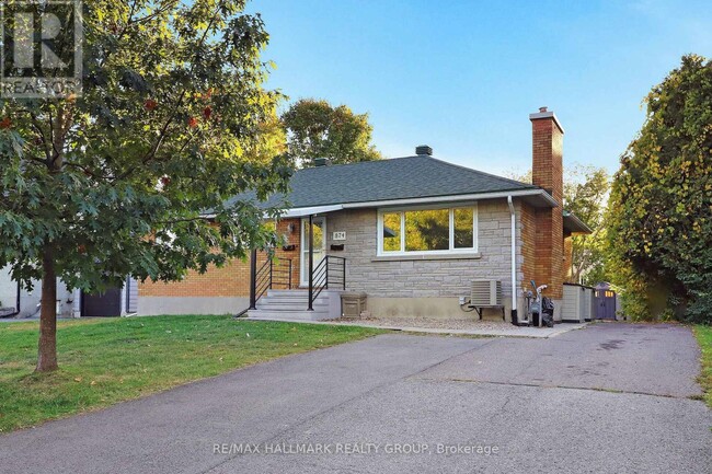 Building Photo - 874 Rex Ave