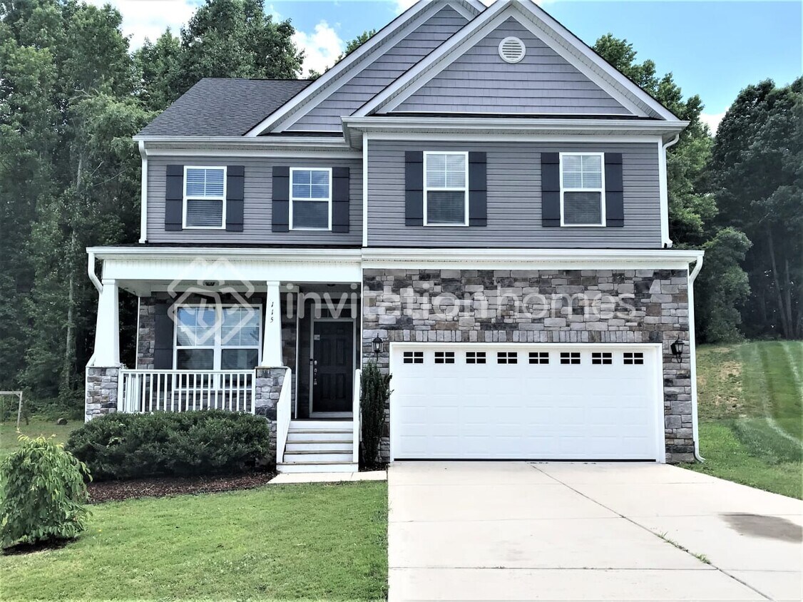 Primary Photo - 115 Ravencliff Rdg