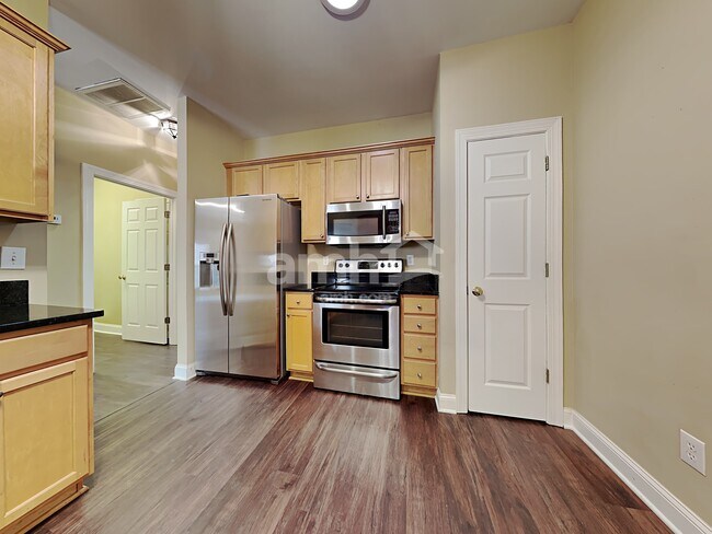 Building Photo - 1268 Beaverton Trl