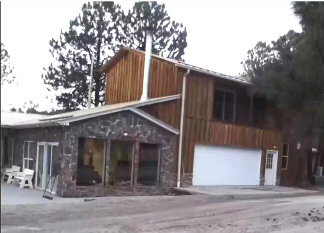 Building Photo - 1680 Keepsake Loop