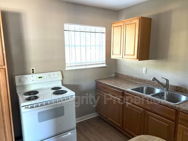 Foto del edificio - 730 S 14th St