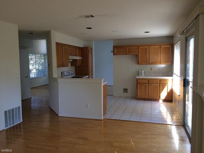 Foto del edificio - 1514 Parkmont Dr