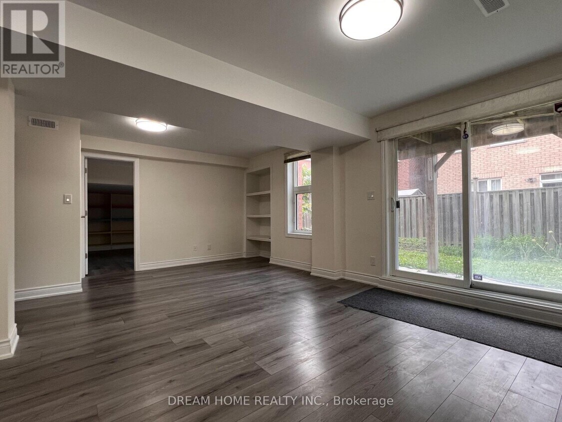 Photo principale - 116 Foxwood Rd
