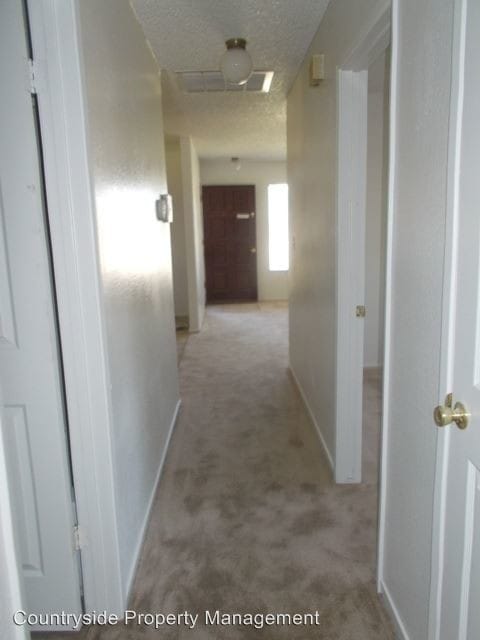 Building Photo - 3 br, 2 bath House - 324 Yvonne Court