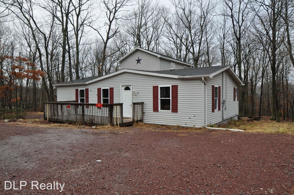 Primary Photo - 22 Gail Dr