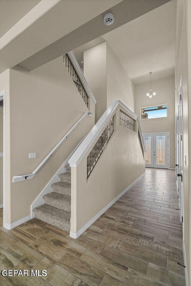 Building Photo - 6148 Oleaster Dr