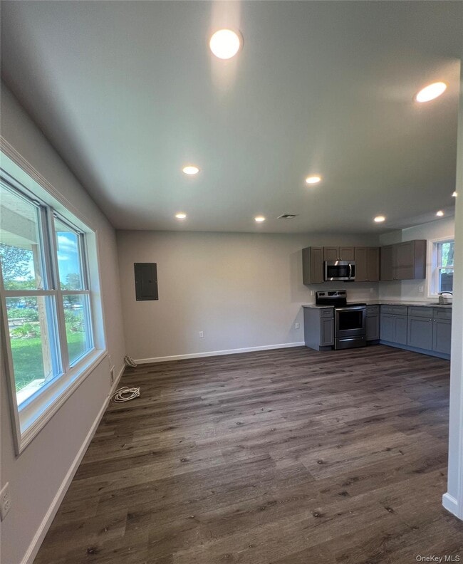 Building Photo - 1169 NY-17A