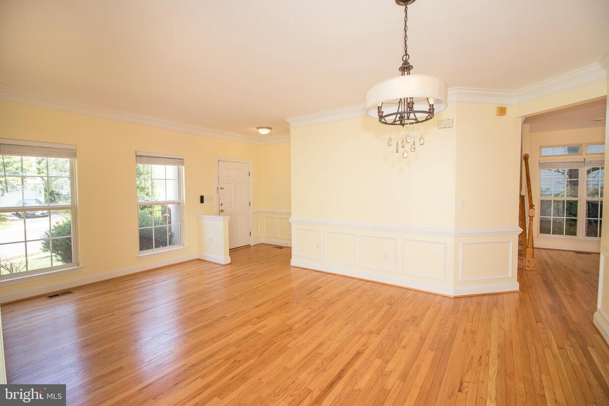 9306 Hedgeford St, Manassas Park, VA 20111 House Rental in Manassas