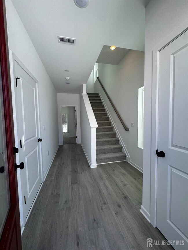 Foto del edificio - 59 Basswood St