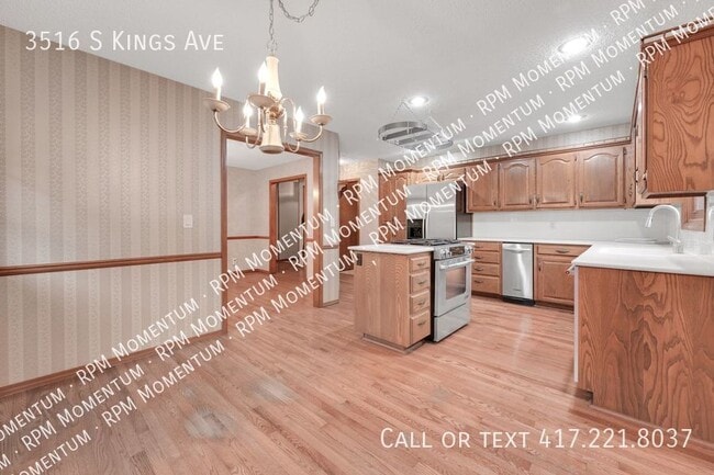 Foto del edificio - 3516 S Kings Ave