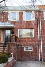 Building Photo - 31 Towers St