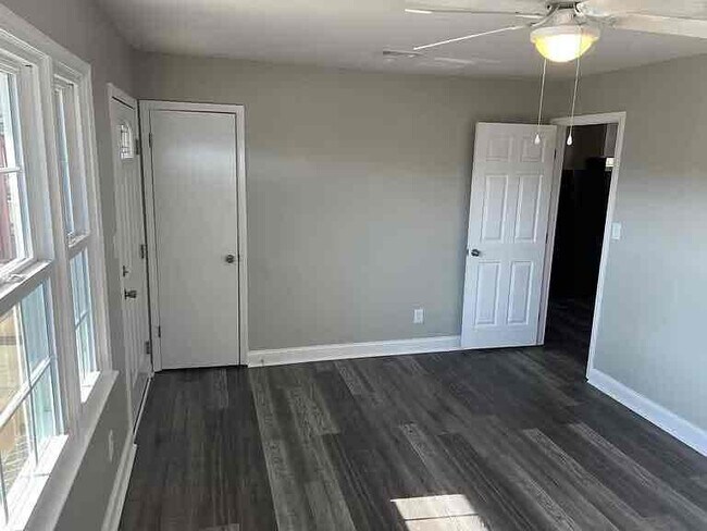 Building Photo - 108 Mimosa Ct