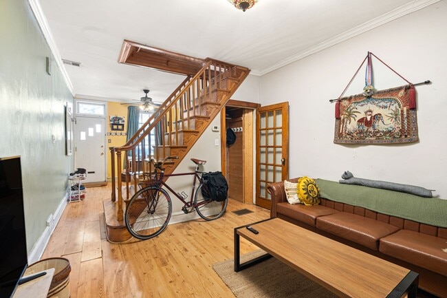 Foto del edificio - 3229 Almond St