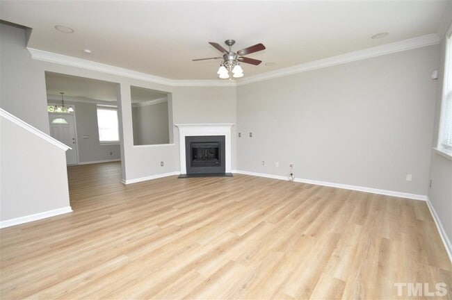 Building Photo - 207 Cinder Cross Way