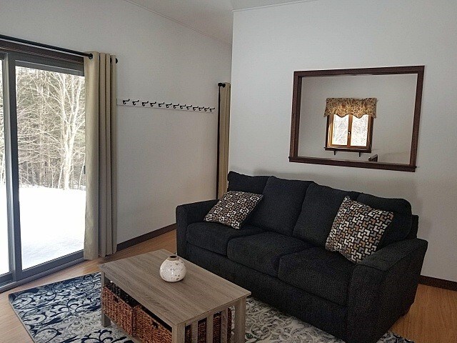 Foto principal - 61 Grandview Rd