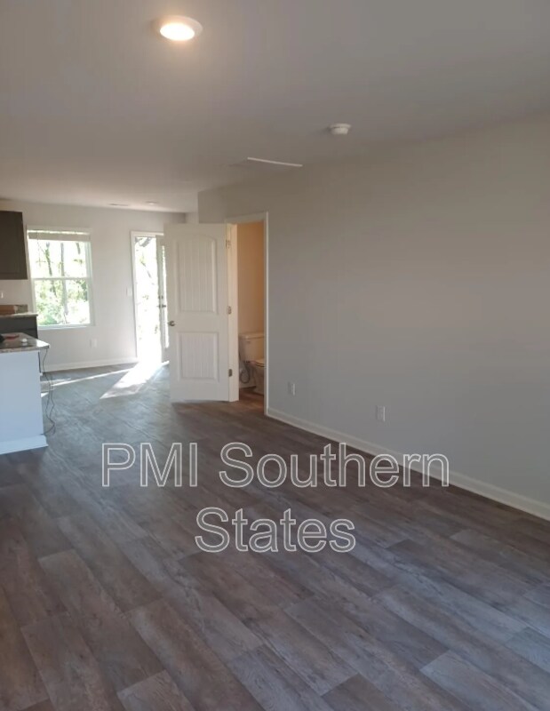 Foto del edificio - 102 Westminster Ave